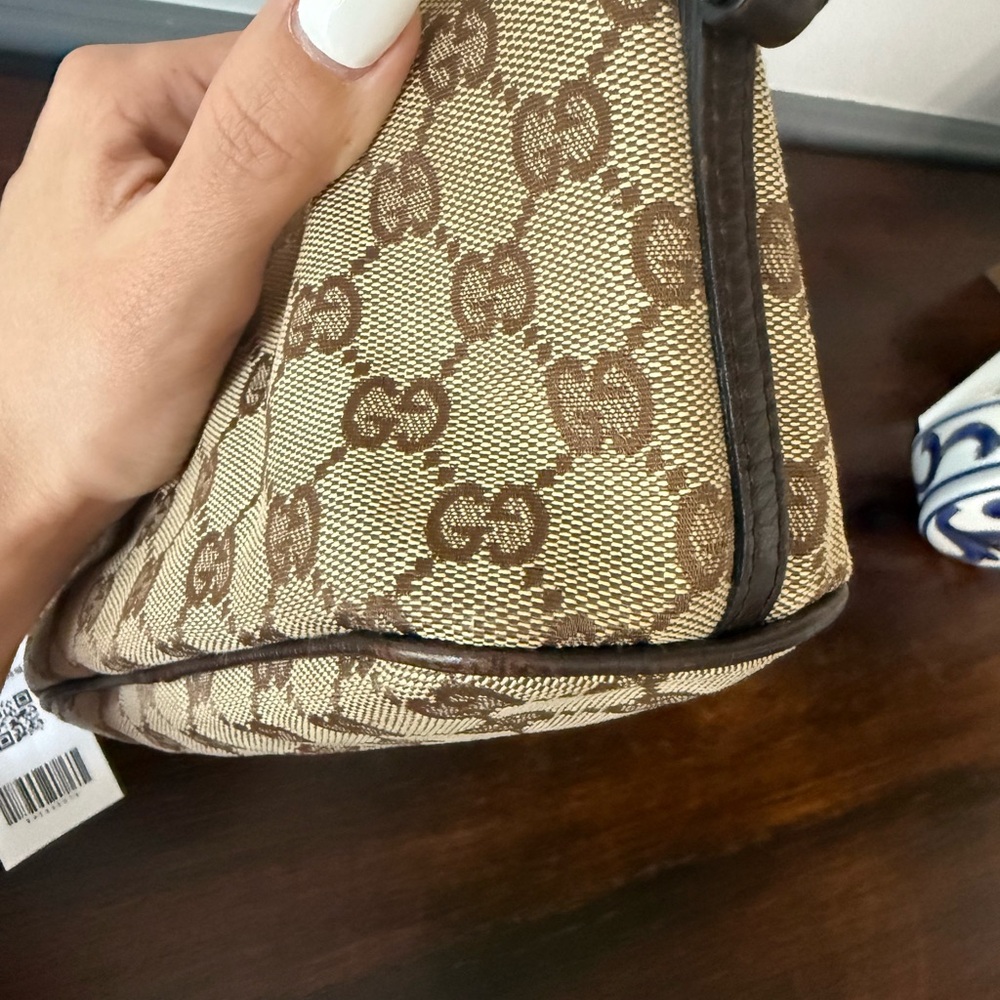 SOLD-Vintage Gucci GG Monogram Canvas Pochette Shoulder Bag - Picture 9 of 16